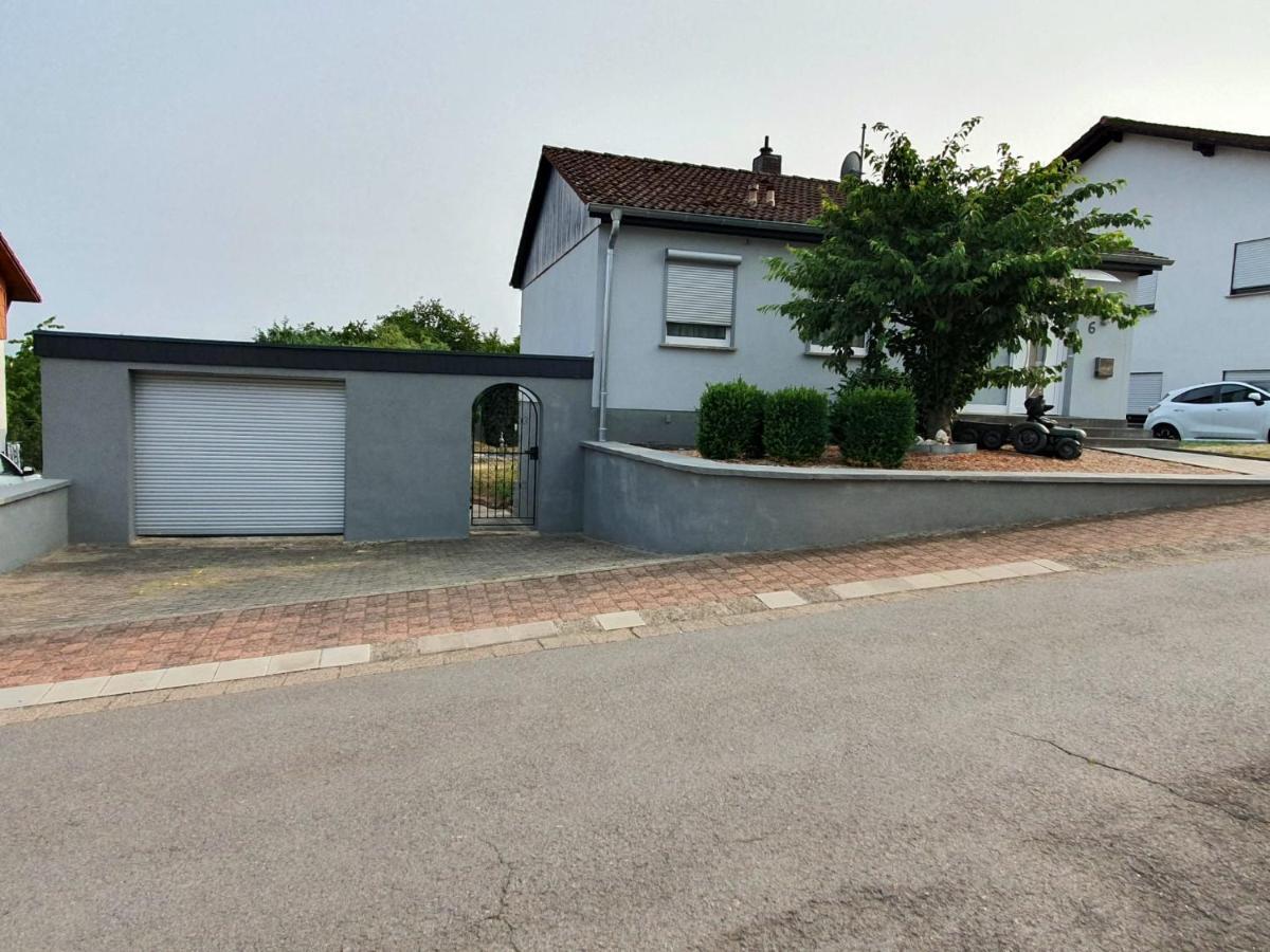 Lebach Ferienhaus Regina Im Bohnental מראה חיצוני תמונה